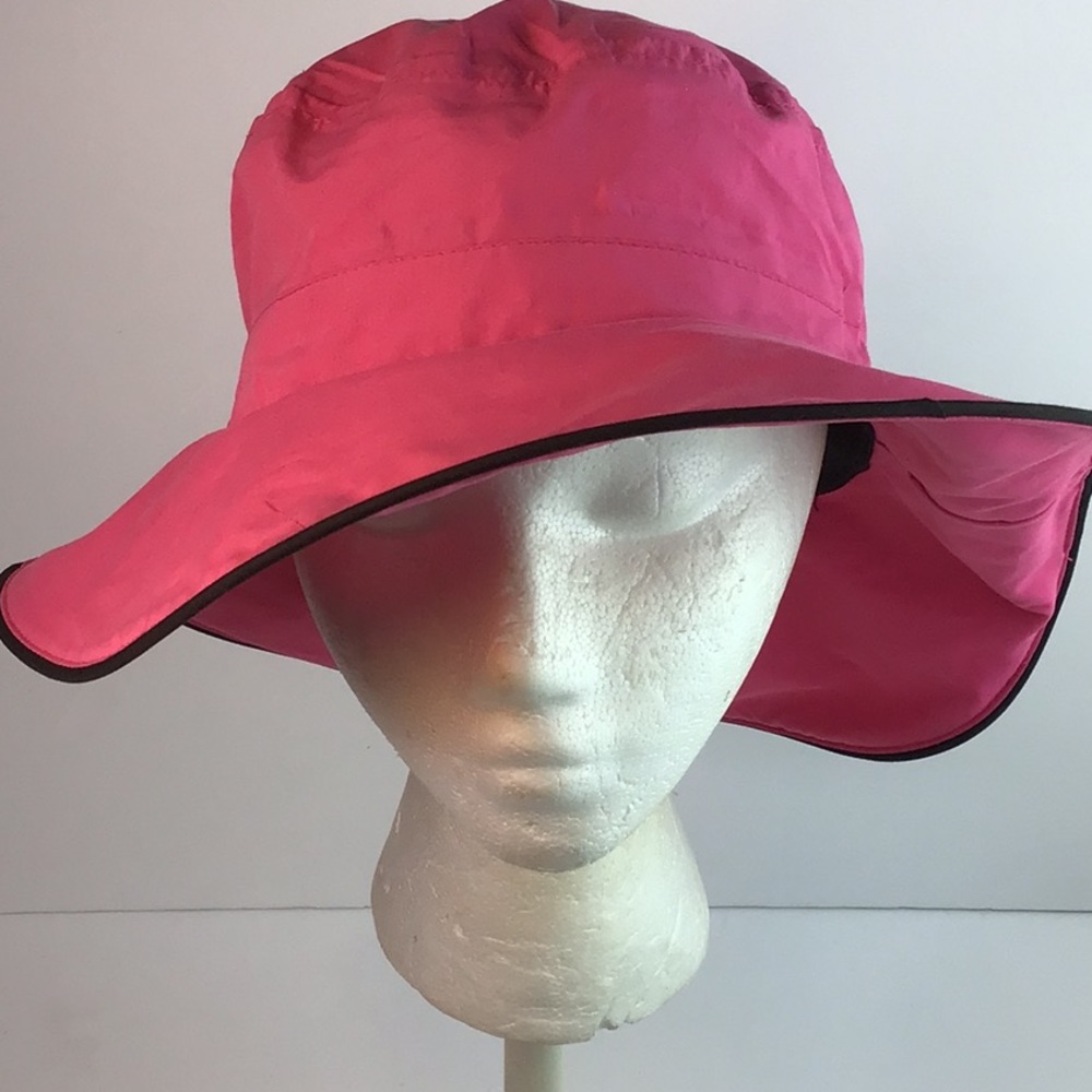 The Weather Co. Waterproof Golf/ Sun Hat